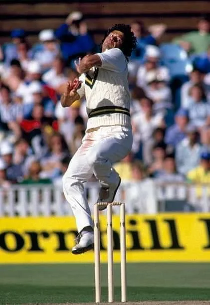 50 Unique Images of Cricketer Imran Khan That Capture His Iconic Legacy