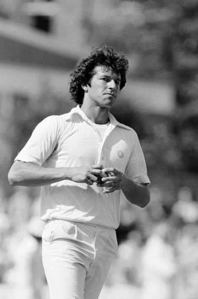 50 Unique Images of Cricketer Imran Khan That Capture His Iconic Legacy